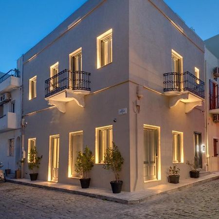 Times Elegant Rooms Ermoupoli Exterior photo