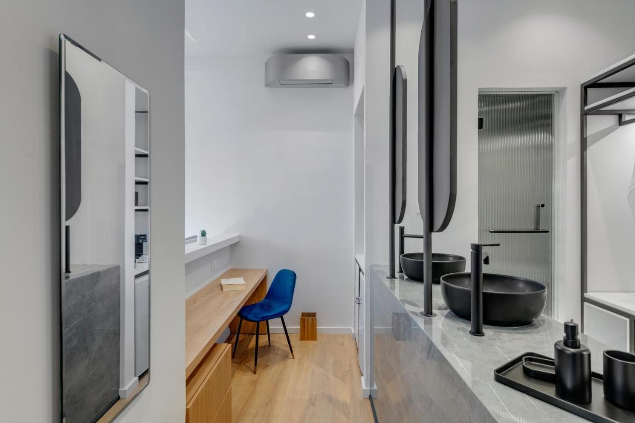 Times Elegant Rooms Ermoupoli Exterior photo